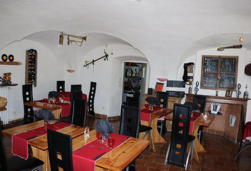 ユースホステル Auberge Aux 3 Frenes