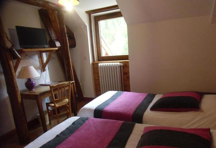 ユースホステル Auberge Aux 3 Frenes