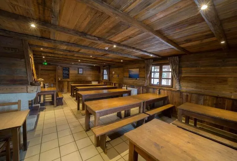 ユースホステル Le Refuge Du Lachat