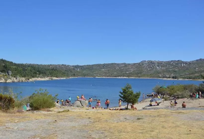 Retkeilymaja Residencial Mira Sol