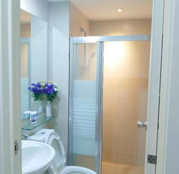 Azure Urban Resort Paranaque