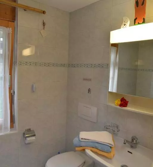 Aamiaismajoitus (B&B) Skihaus Bergheimat   Apartment Zur Piste   Selbstversorgung Oder Ums Eck Gibt Es Ein Gutes Frühstück