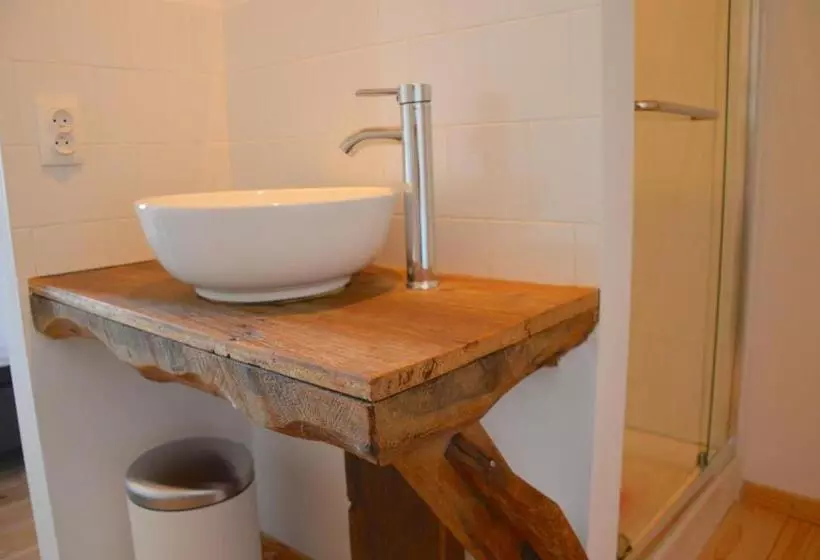 Aamiaismajoitus (B&B) Chambres D Hôtes Maison Les Galettes