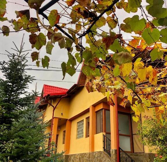 צימר Pensiunea Portas Resort