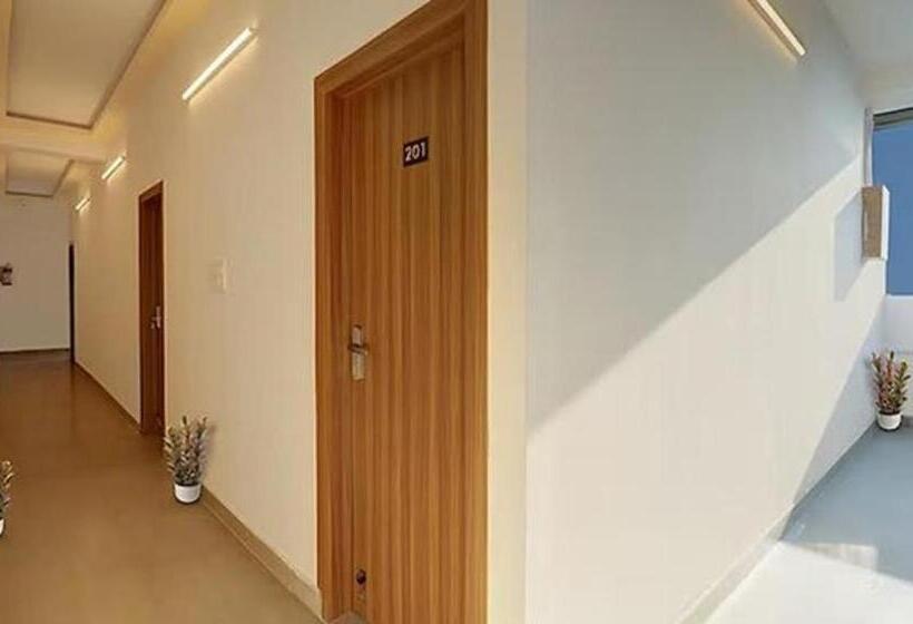 Hotel Fabexpress Pacific View