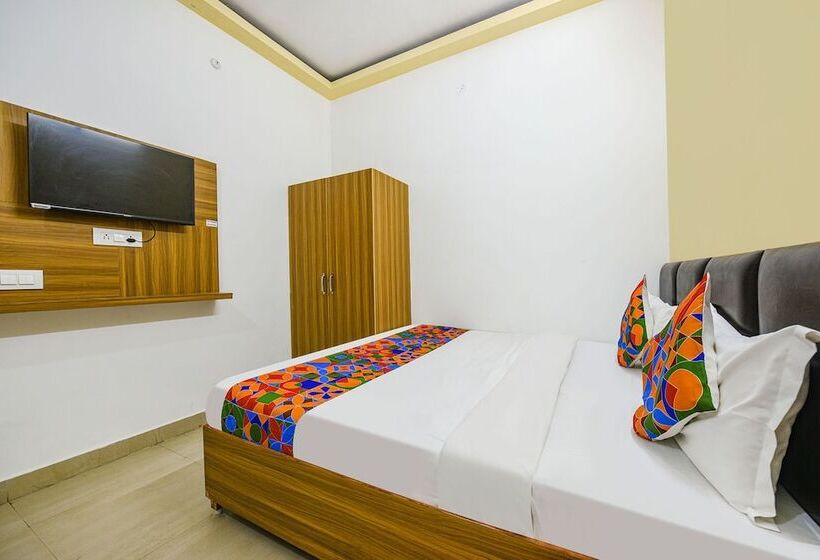 Hotel Fabexpress Pacific View