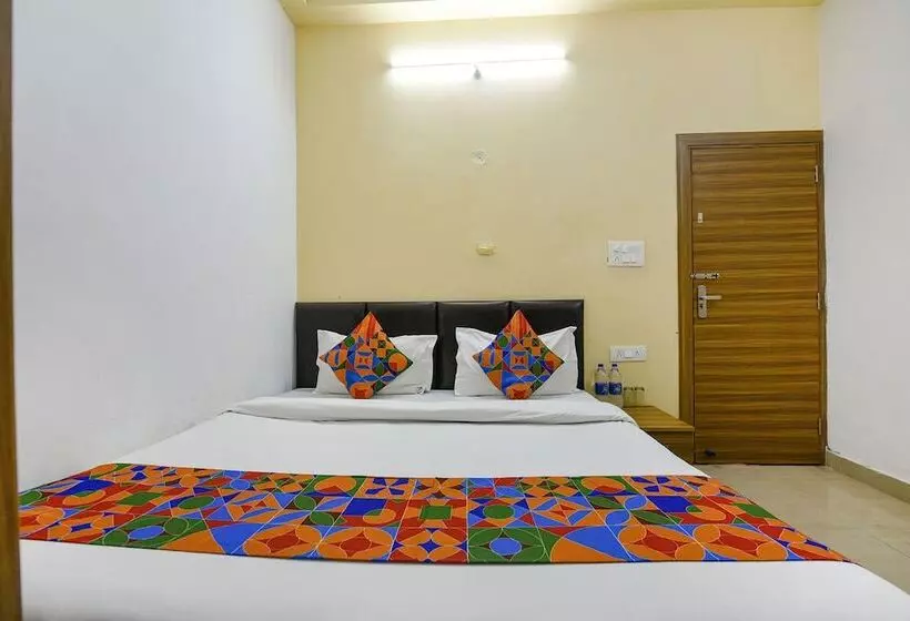 Hotel Fabexpress Pacific View