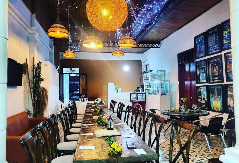 هتل Faroles De Quimbaya