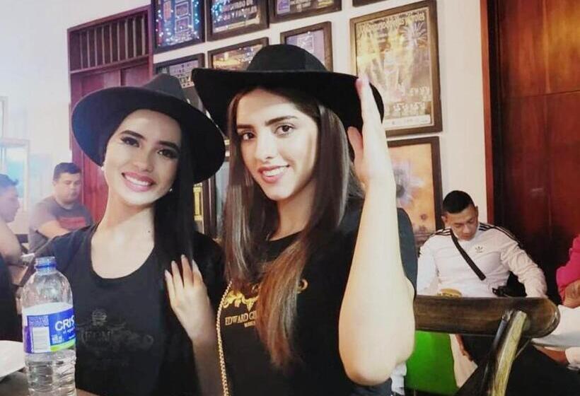 هتل Faroles De Quimbaya