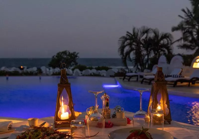 هتل Msambweni Beach House And Private Villas