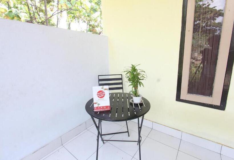 בית מלון כפרי Oyo Life 93260 Bale Kosan