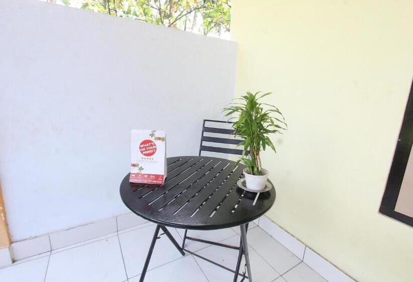 בית מלון כפרי Oyo Life 93260 Bale Kosan