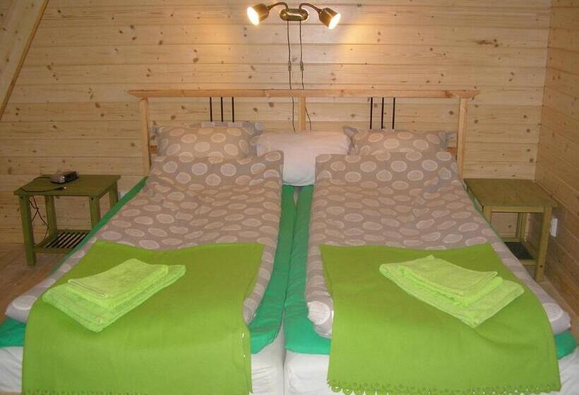 בית מלון כפרי Pensionat Sågknorren