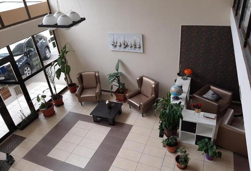 בית מלון כפרי Pescarus