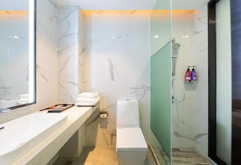 בית מלון כפרי Warmyes Business