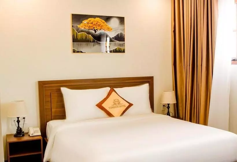 Lyn Hotel Phú Quốc