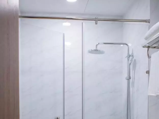 Lyn Hotel Phú Quốc