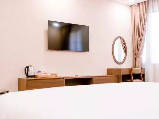 Lyn Hotel Phú Quốc