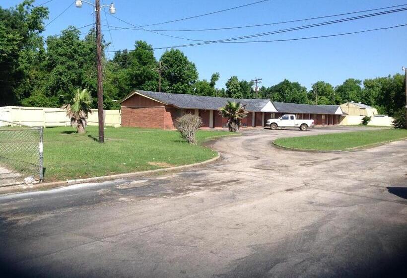 فندق على الطريق Summit Inn Dayton