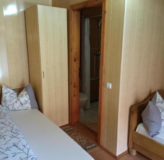 بنسيون Casa Adriana