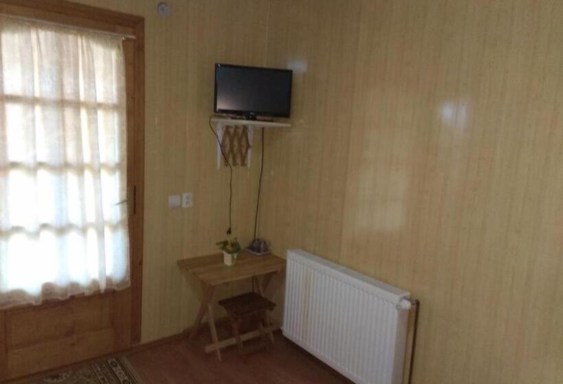 بنسيون Casa Adriana