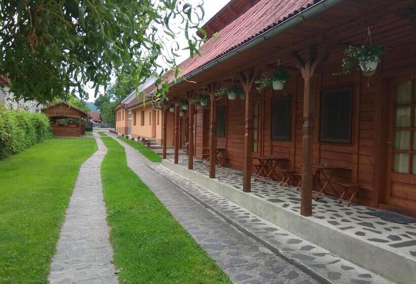 بنسيون Casa Adriana