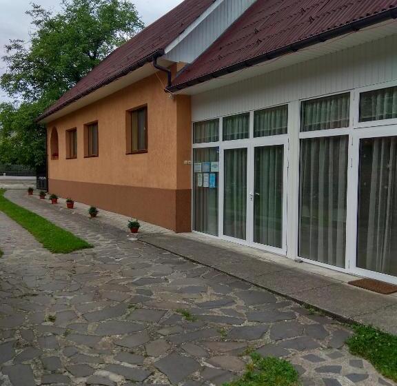 بنسيون Casa Adriana