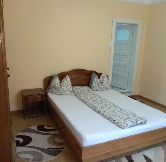 بنسيون Casa Adriana