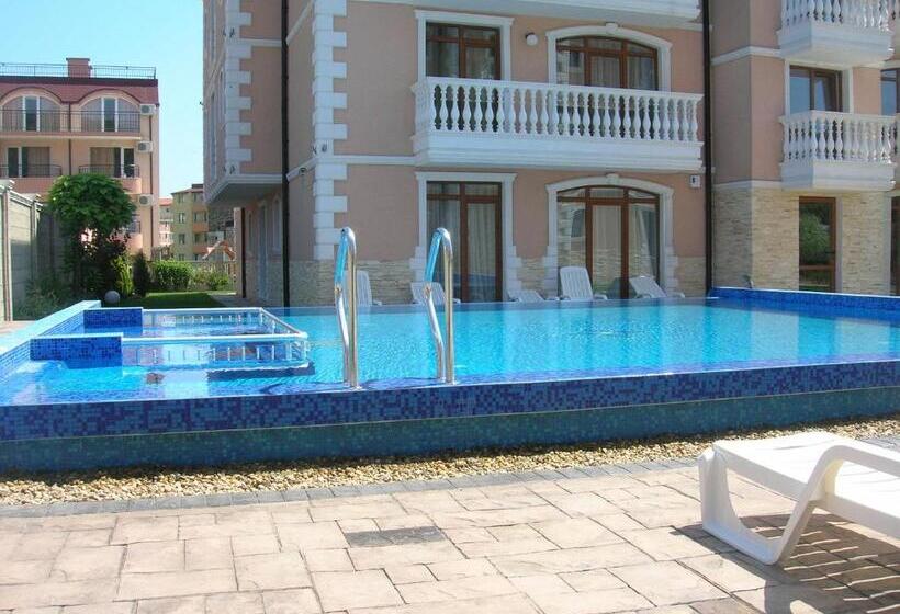 پانسیون Guest House Aristokrat