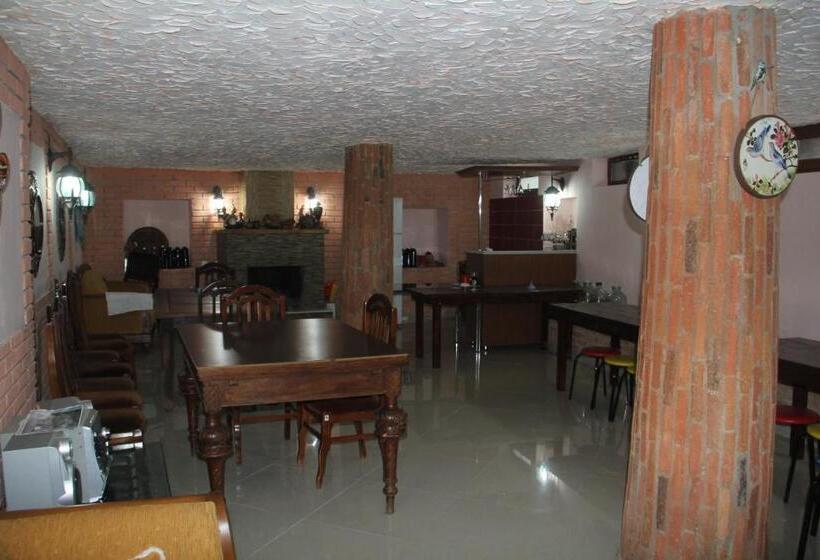 پانسیون Guesthouse David