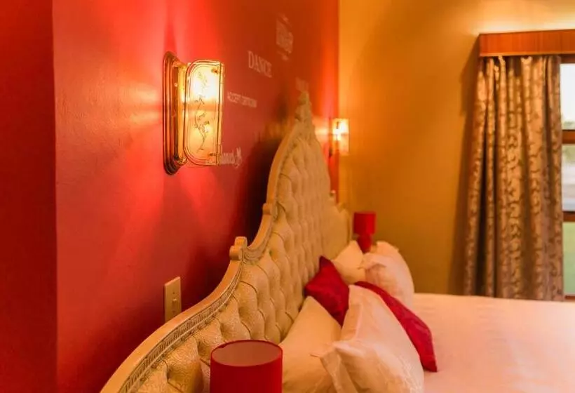 ペンション Karoo Fountain Luxury Guesthouse