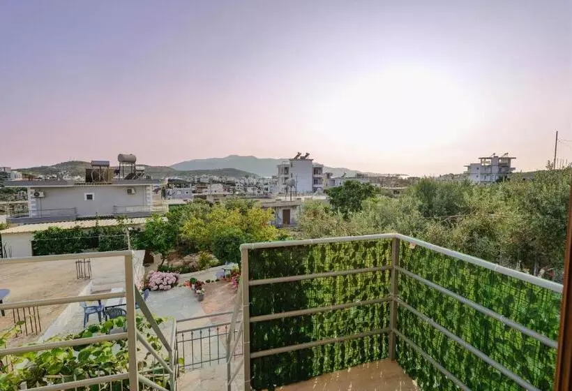 ペンション Villa Ylli Ksamil