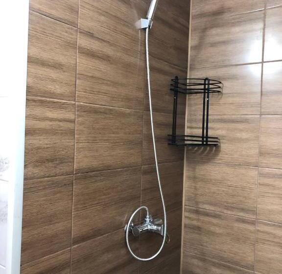 פנסיון Zustrizh U Leva