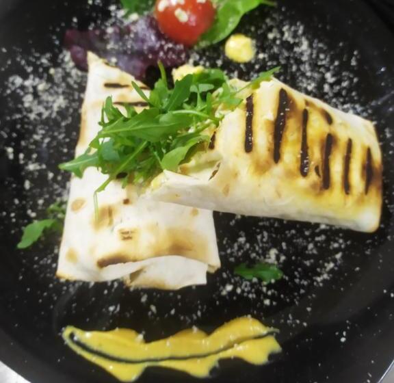 פנסיון Zustrizh U Leva