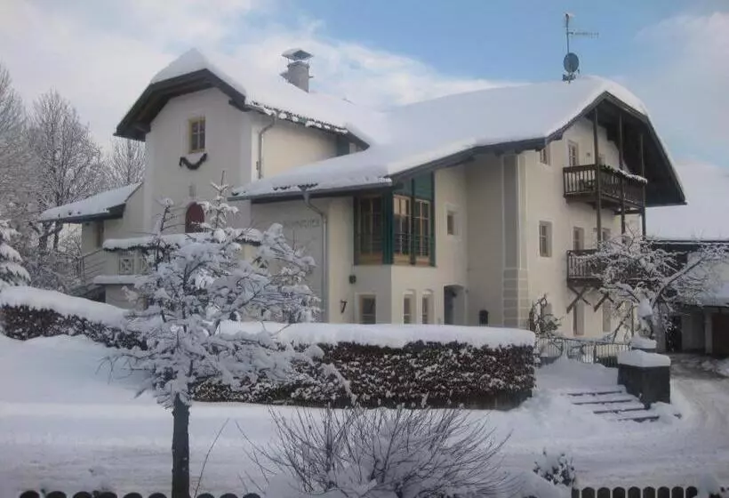 Pension Grünbacher