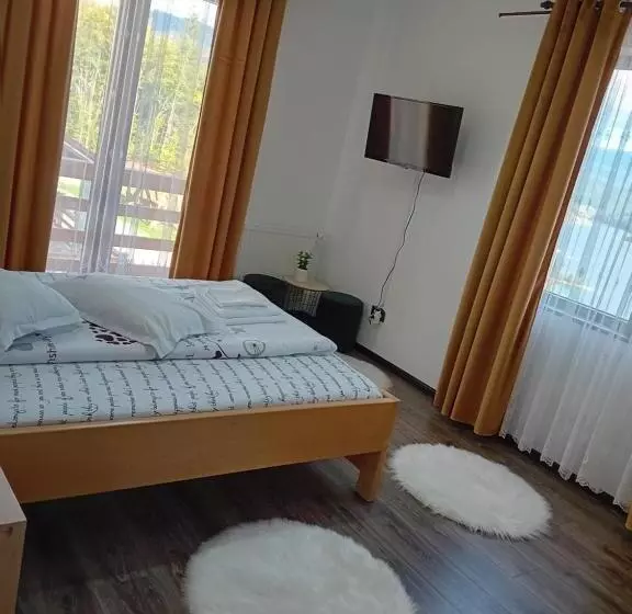 Pensiunea Paradisul Naturii