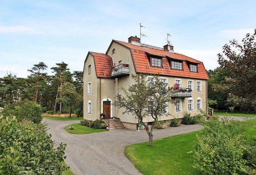 Vallarnas Bed & Breakfast