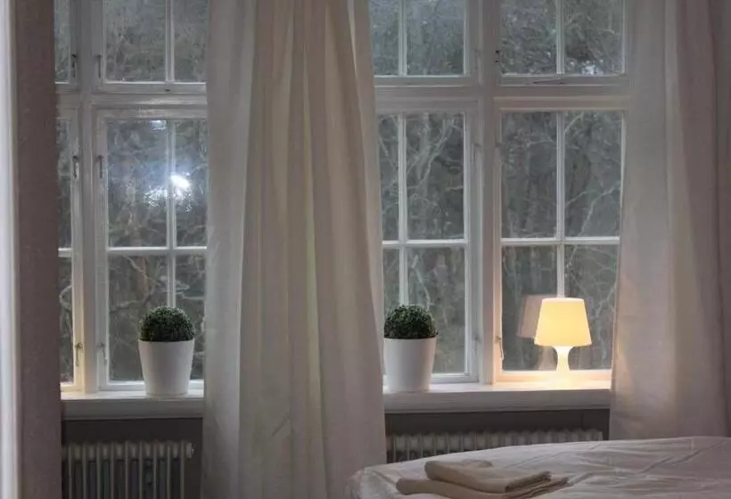 Vallarnas Bed & Breakfast