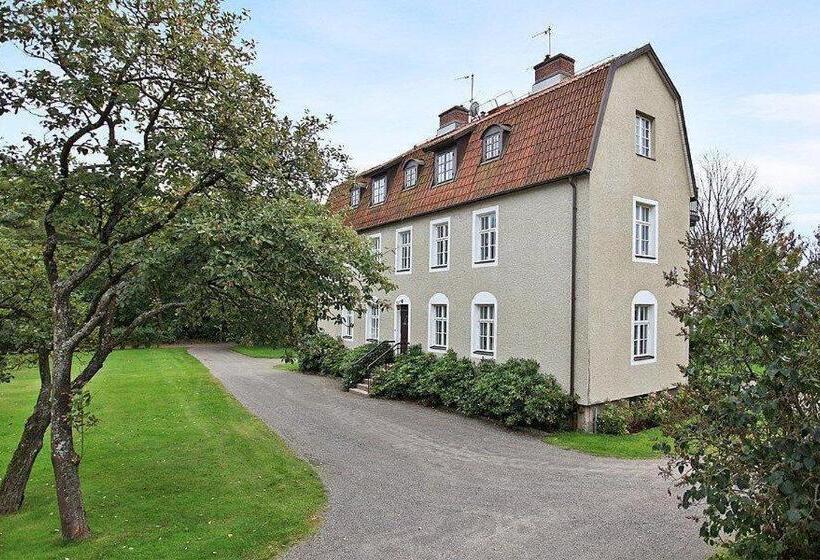 Vallarnas Bed & Breakfast