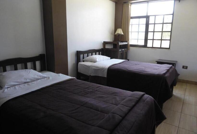 تختخواب و صبحانه De Turistas Huaraz Habitación Doble