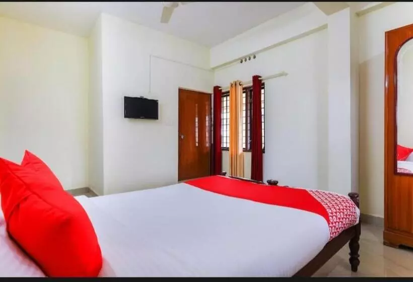 Bench Hotel Vagamon