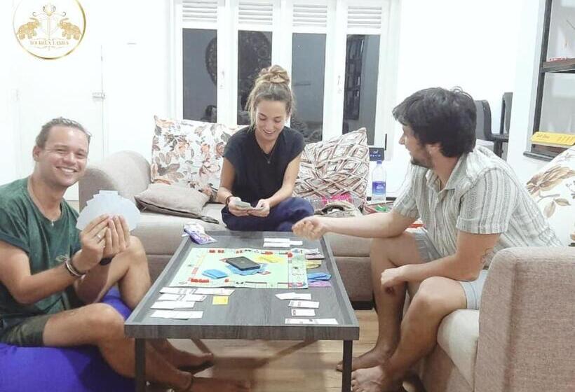 Galle Face Terrace Hostel By Tourlux