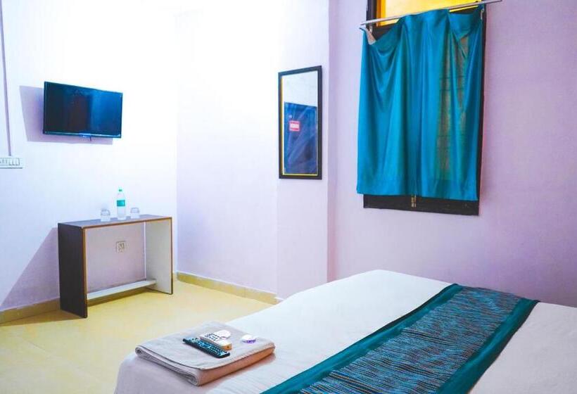 ホテル Lisa Homes Near Terminal 1 Igi Airport Metro