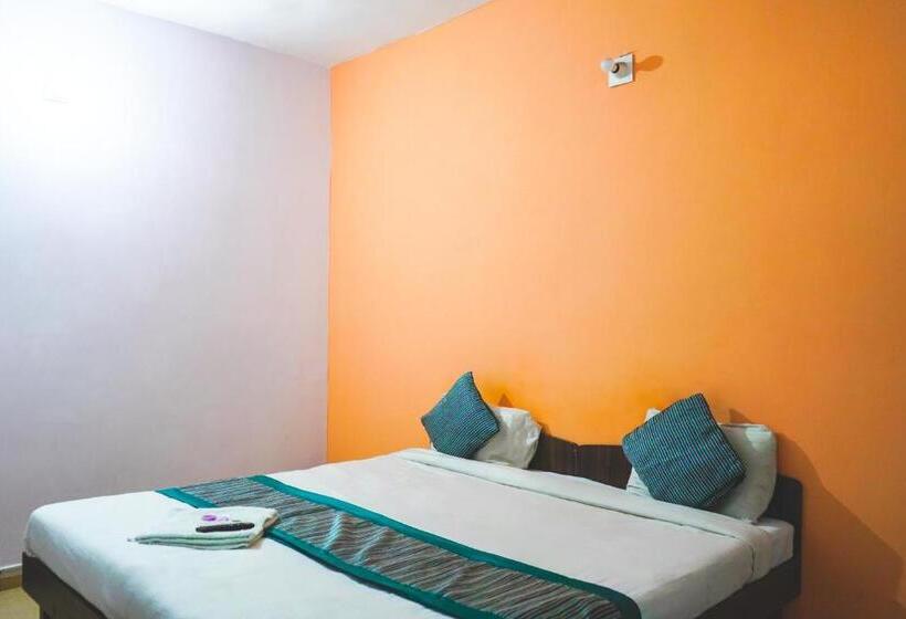 ホテル Lisa Homes Near Terminal 1 Igi Airport Metro