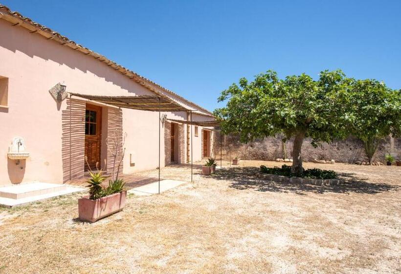 בית מלון כפרי Maragani Beach Rooms & Breakfast