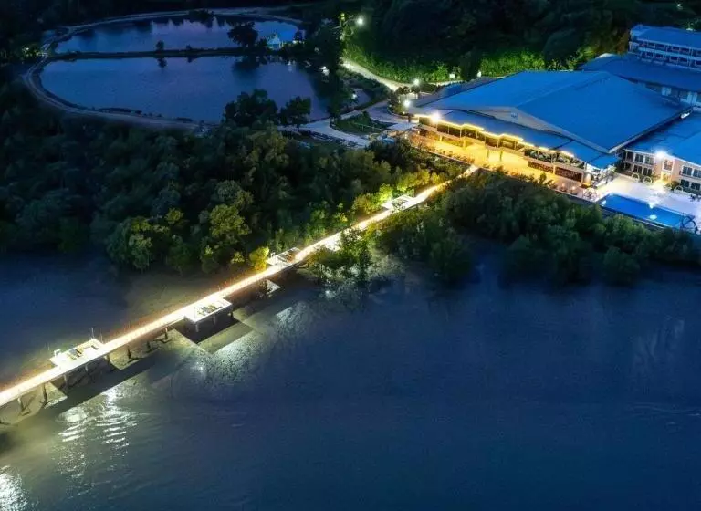 هتل Pearl Andaman Resort Ranong Koh Koo