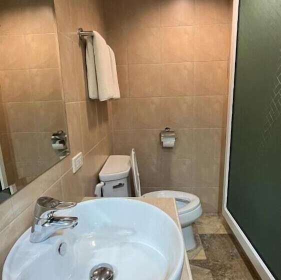 هتل Pearl Andaman Resort Ranong Koh Koo