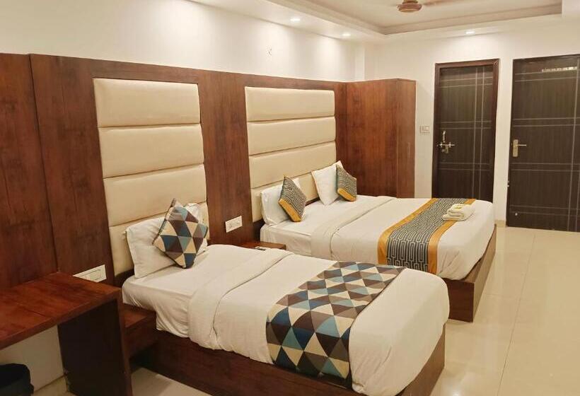 هتل Tej View Near Igi Airport T3