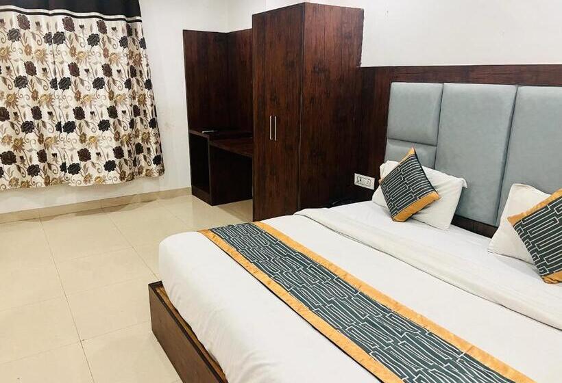 هتل Tej View Near Igi Airport T3