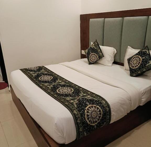 هتل Tej View Near Igi Airport T3